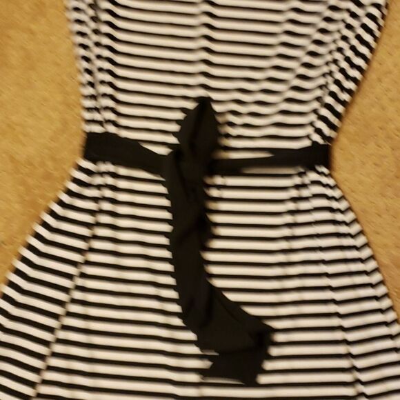 Laundry design dress - Picture 4 of 7